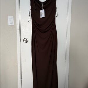 Elegant Brown Sleeveless Dress